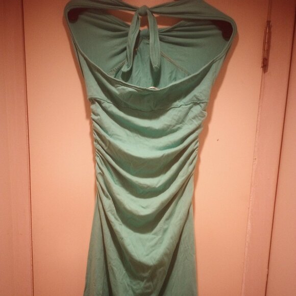 Max Studio halter dress ruched  elastic sides M light turquoise pre owned! - Picture 1 of 8